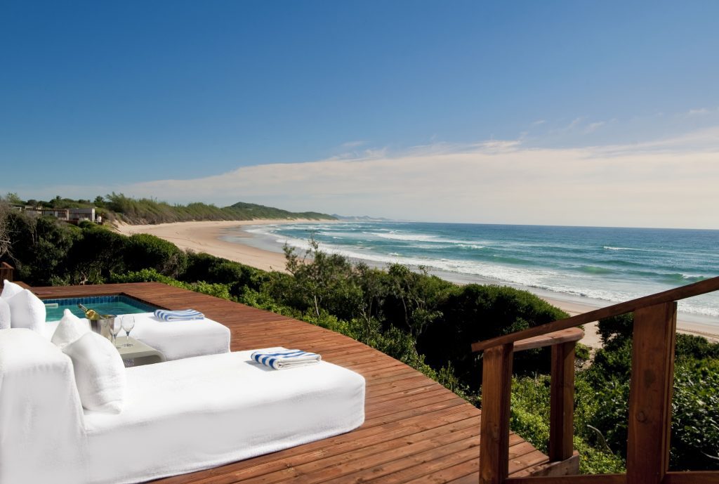 PHUMULANI ESCAPES, MOZAMBIQUE, WHITE PEARL (1)